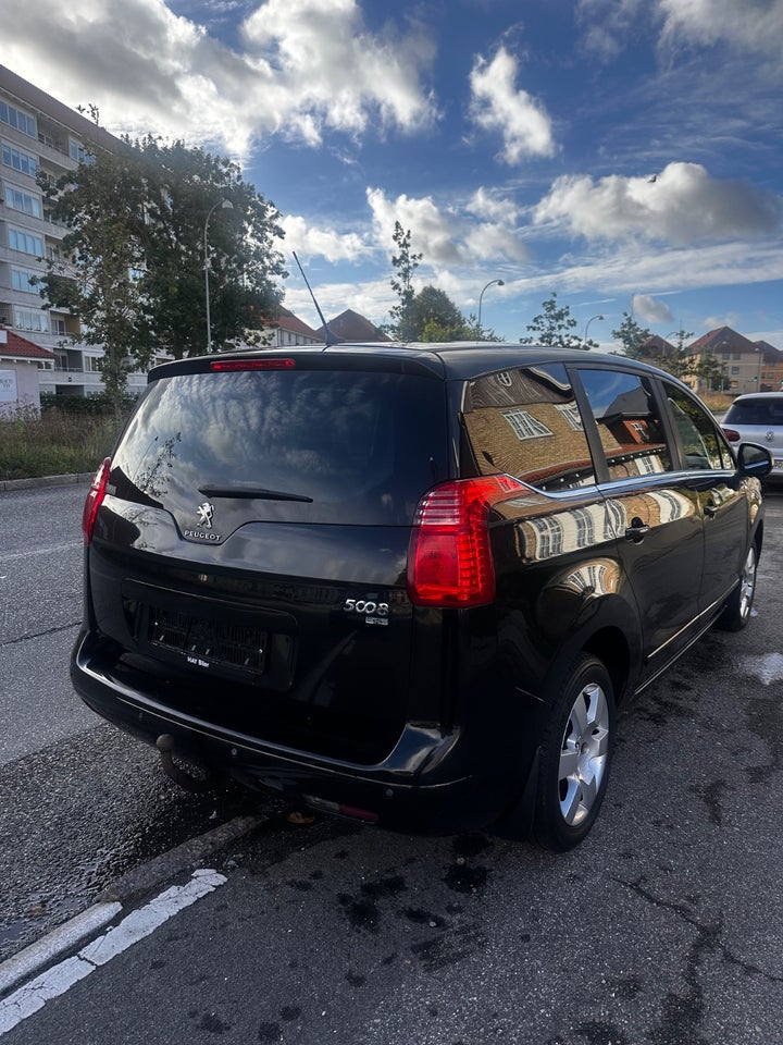 Peugeot 5008 1,6 e-HDi 114 Motion+ ESG 7prs 5d