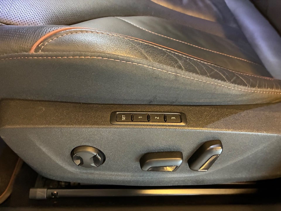 Skoda Enyaq 80 iV Selection Suite 5d