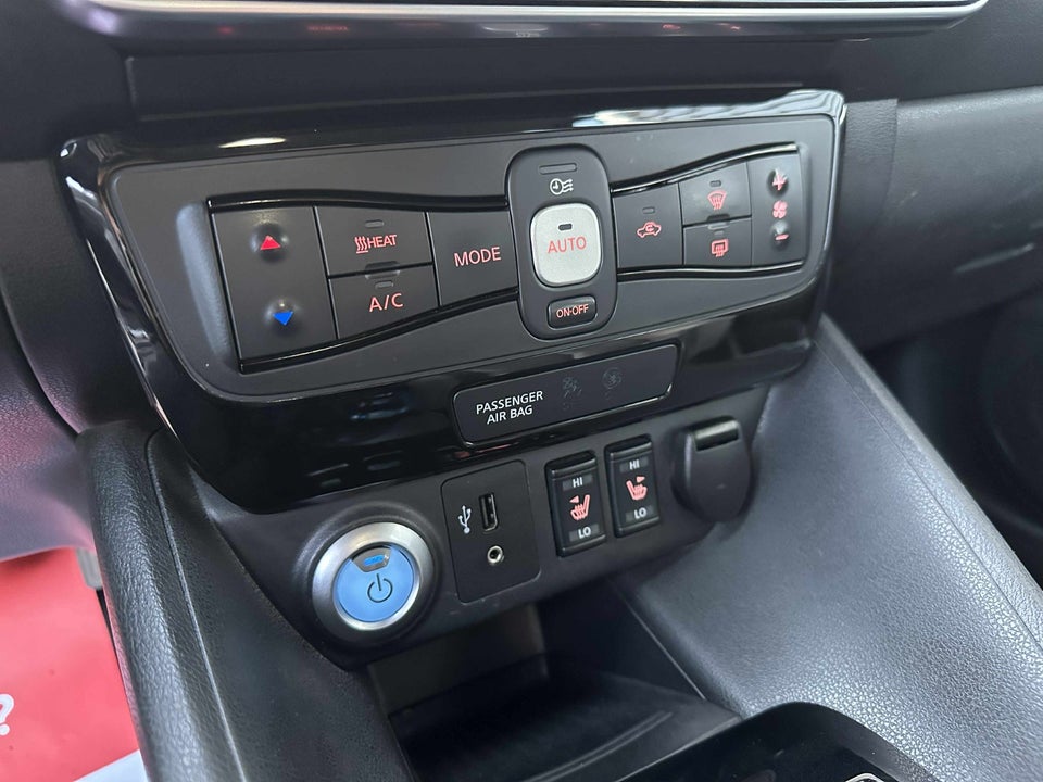 Nissan Leaf 40 Tekna 5d