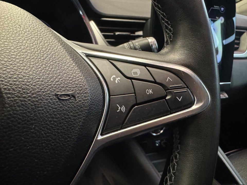 Renault Captur 1,6 E-Tech Intens 5d