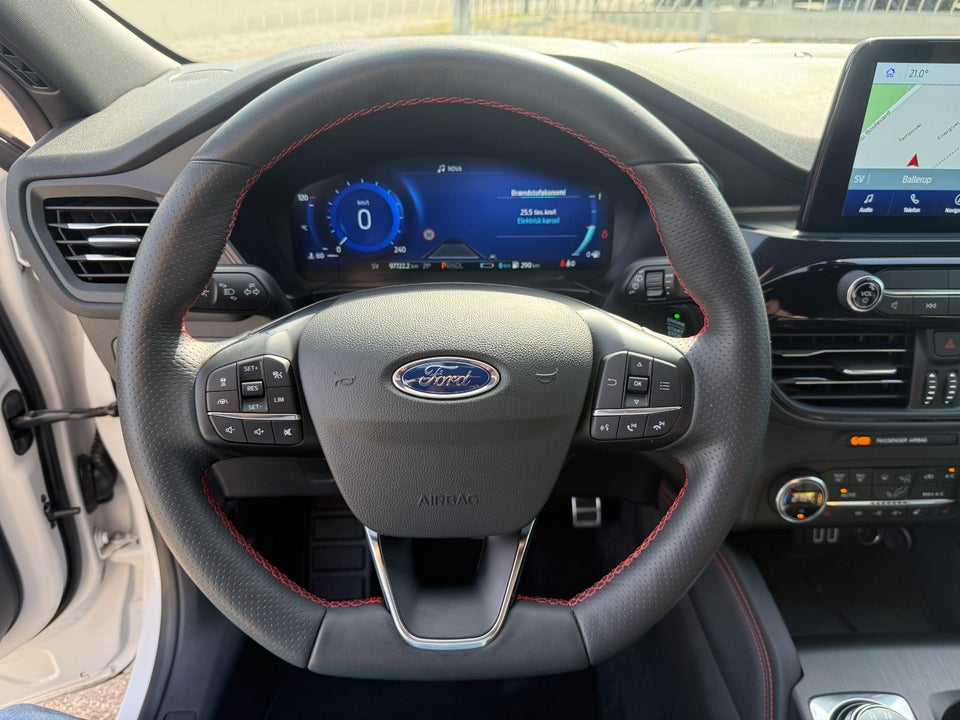 Ford Kuga 2,5 PHEV ST-Line X CVT 5d