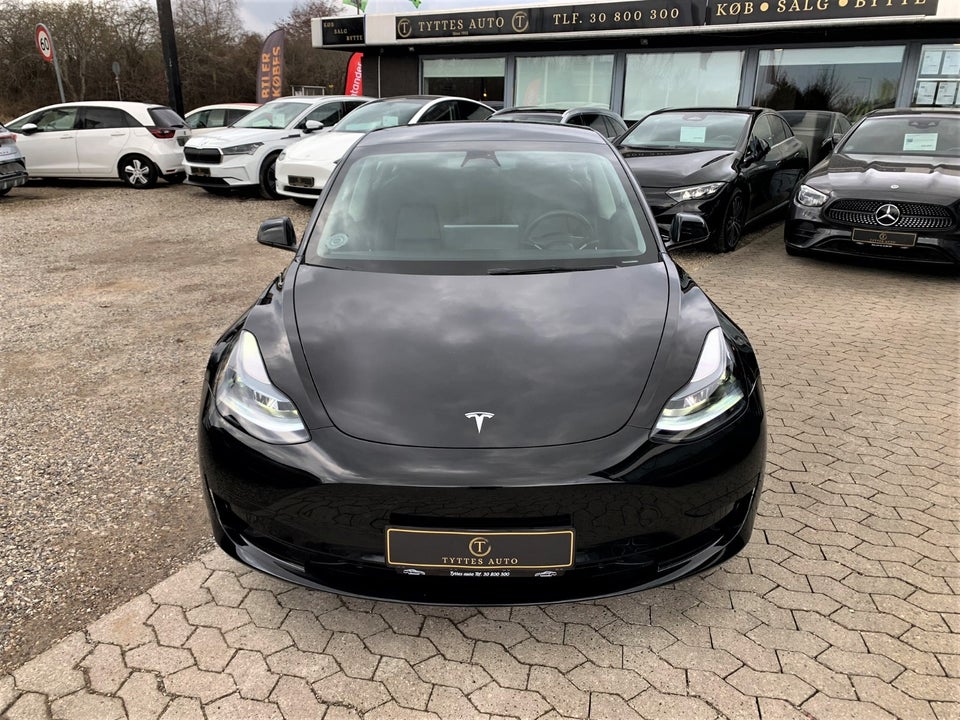 Tesla Model 3 RWD 4d