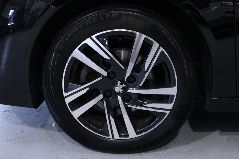 Peugeot 208 1,2 PureTech 100 Allure Pack 5d