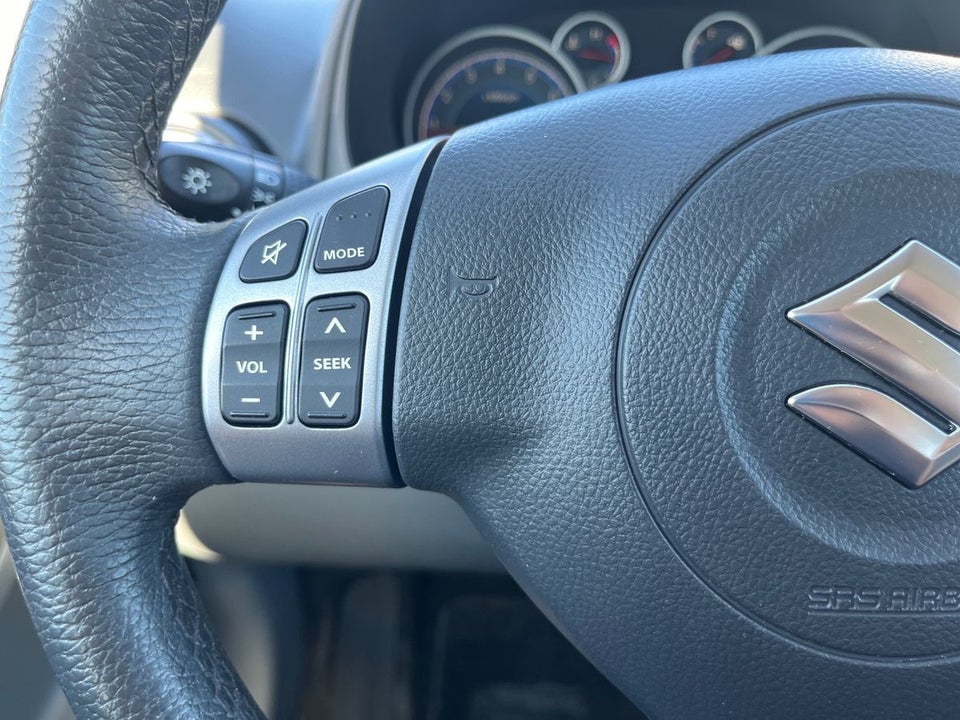 Suzuki SX4 1,6 CombiBack GLX aut. 5d