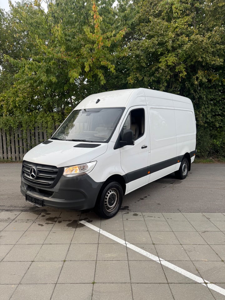 Mercedes Sprinter 317 2,0 CDi A2 Kassevogn aut. RWD