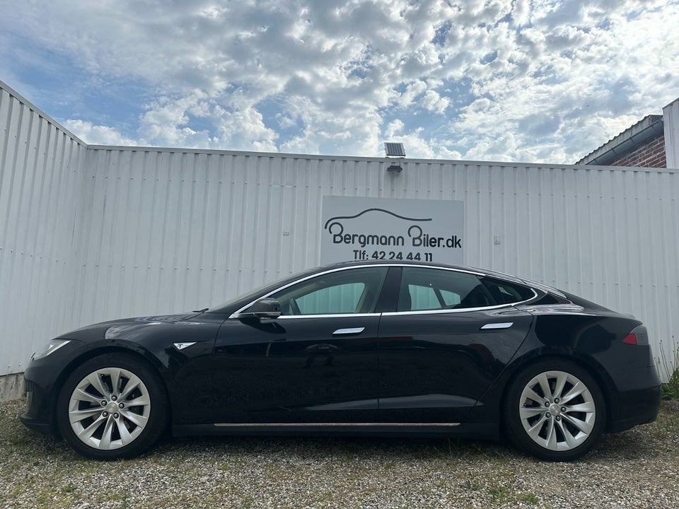 Tesla Model S 90D 5d