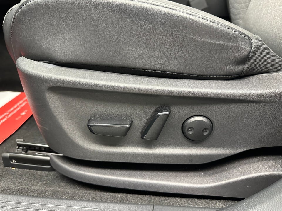 Nissan Ariya 63 Engage 5d