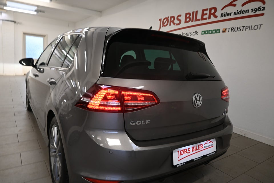 VW Golf VII 1,4 TSi 140 R-line DSG BMT 5d