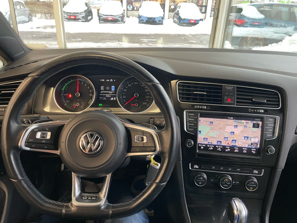 VW Golf VII 1,4 GTE DSG 5d