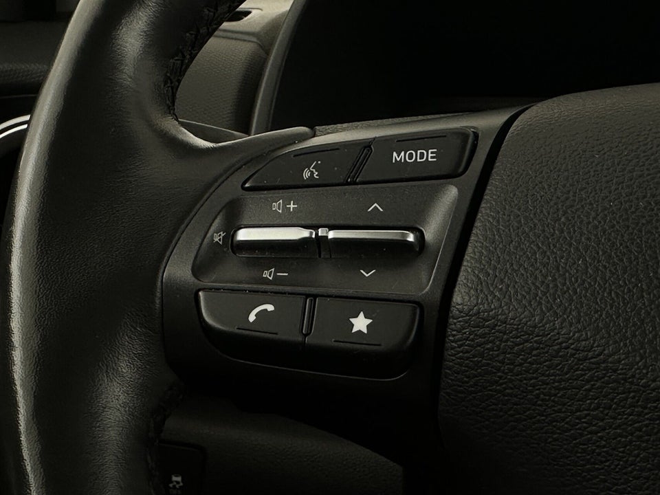 Hyundai Kona 39 EV Essential 5d