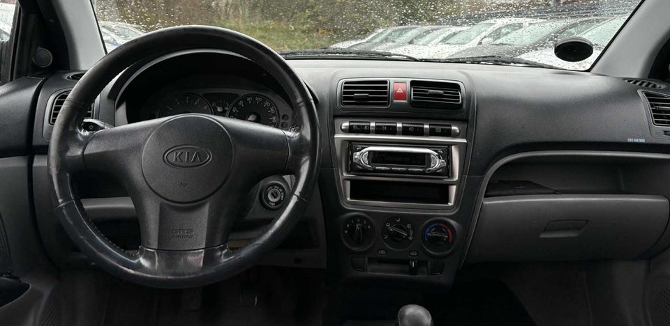 Kia Picanto 1,1 EX 5d