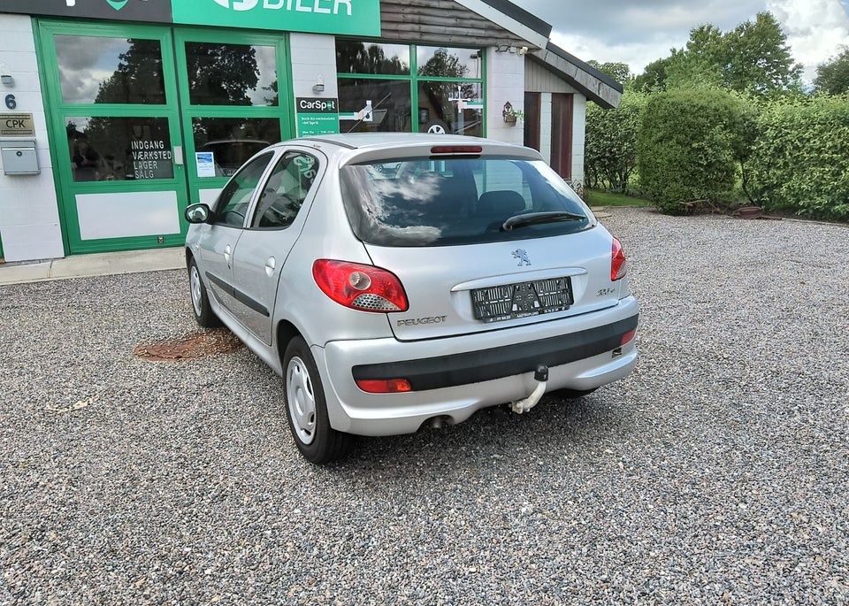 Peugeot 206+ 1,4 HDi 68 Comfort 5d