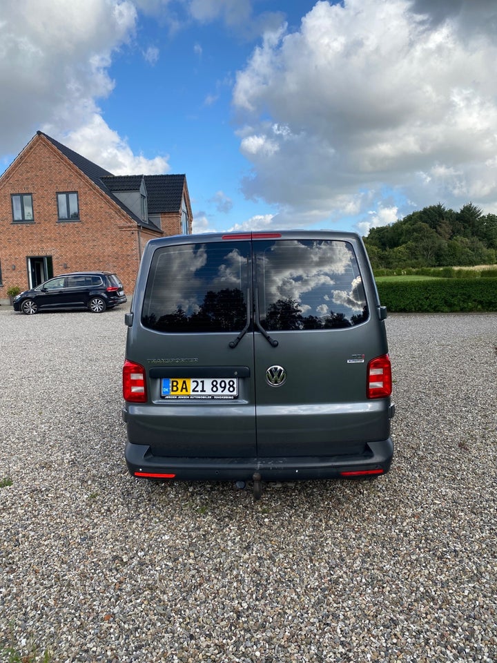 VW Transporter 2,0 TDi 140 Kassevogn DSG kort