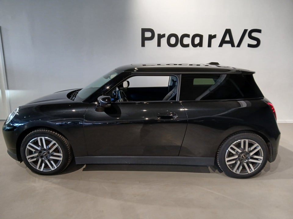 MINI Cooper SE Classic Trim M 3d