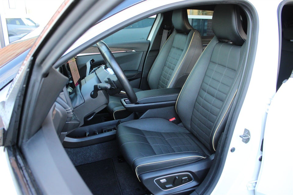Renault Megane E-Tech 60 Iconic 5d