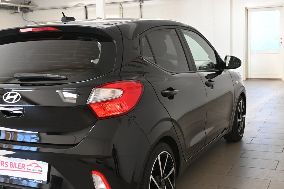 Hyundai i10 1,0 MPi Essential AMT 5d