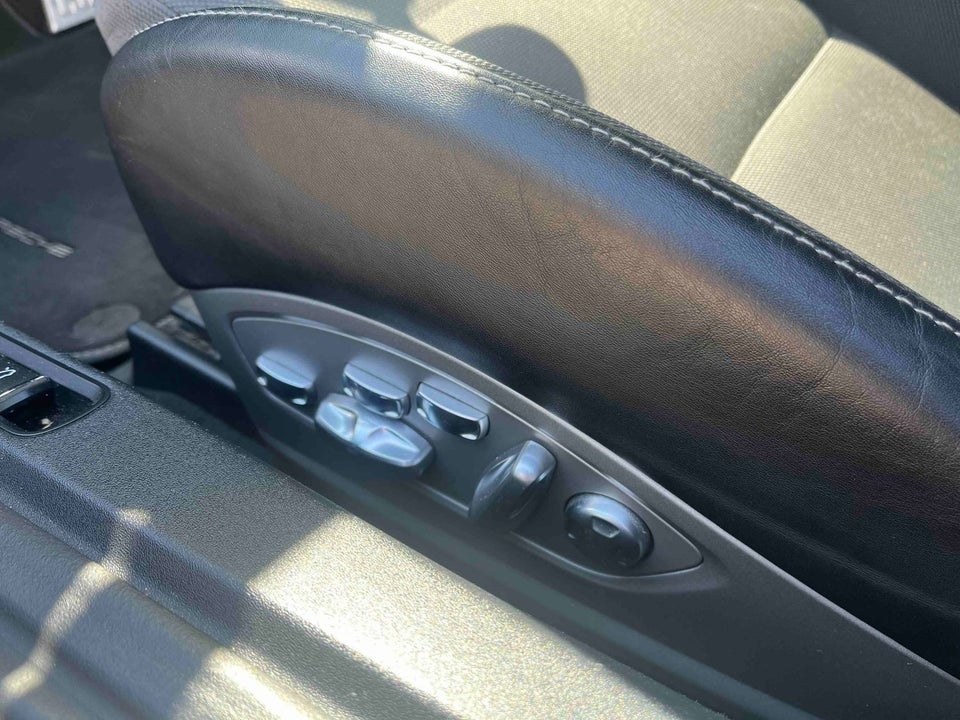 Porsche 911 Carrera 4S 3,0 Cabriolet PDK 2d