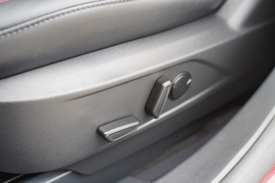 Ford Mustang Mach-E 98 Premium Extended Range 5d