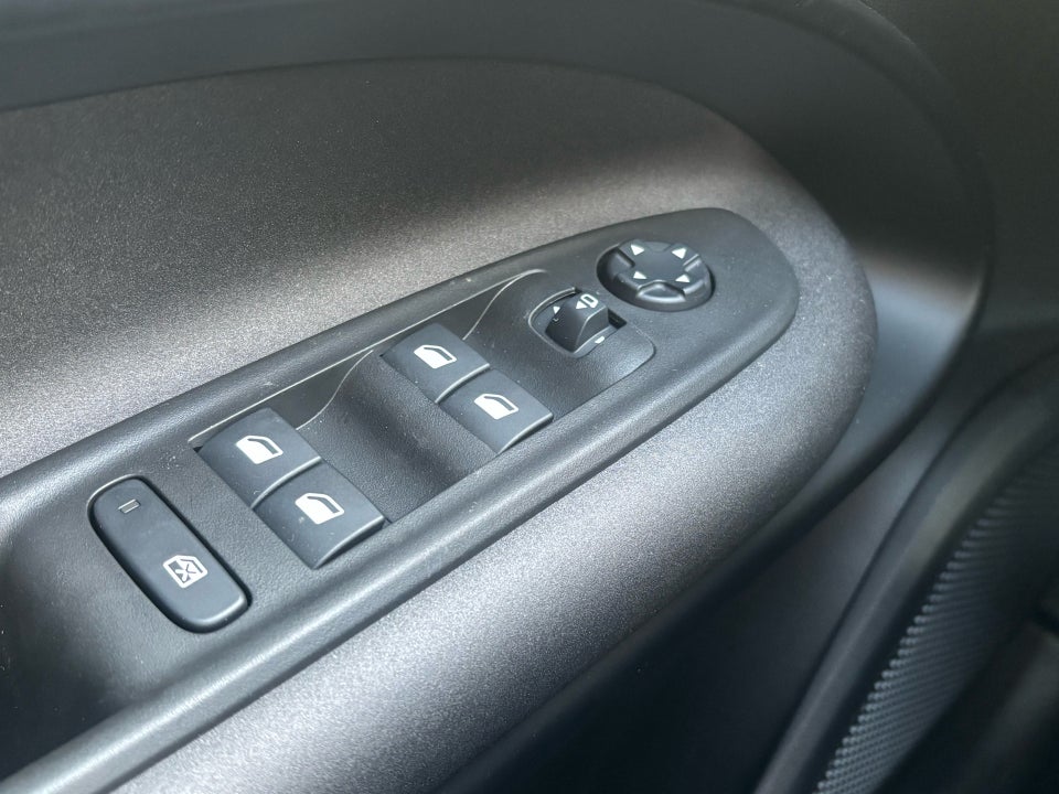 Alfa Romeo Junior Elettrica Speciale 5d