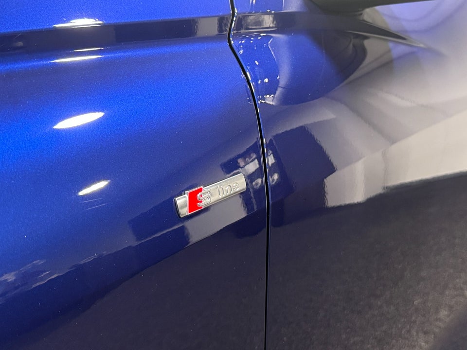 Audi Q4 e-tron 40 S-line Sportback 5d