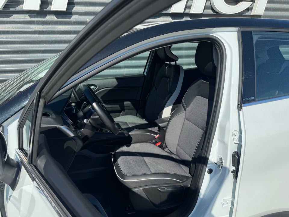Renault Captur 1,6 E-Tech Intens 5d