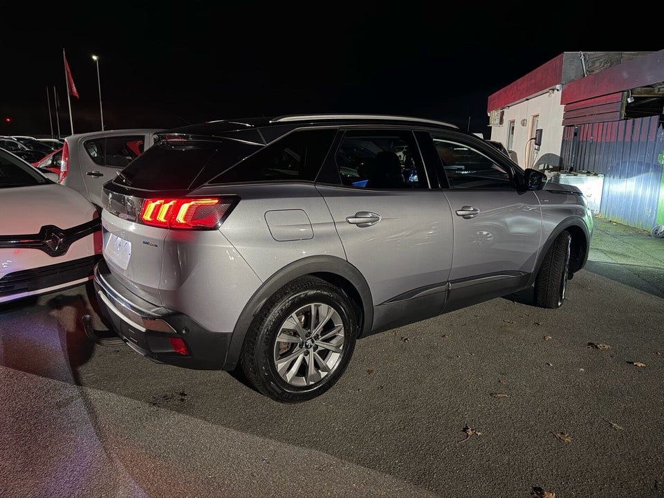 Peugeot 3008 1,6 Hybrid Allure EAT8 5d