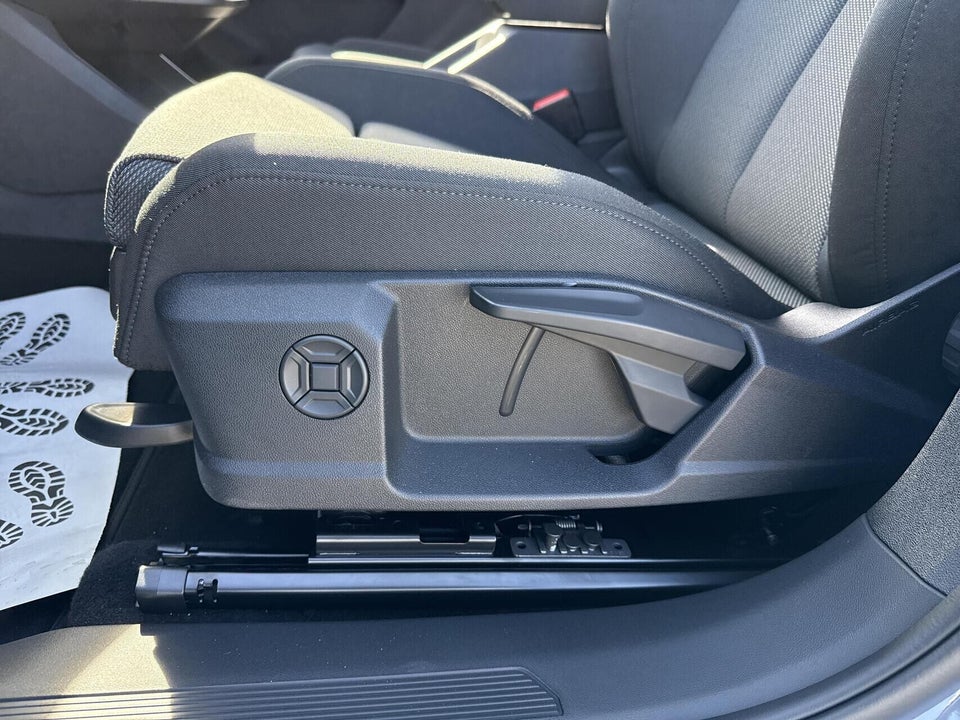 Audi Q4 e-tron 45 Progress quattro 5d