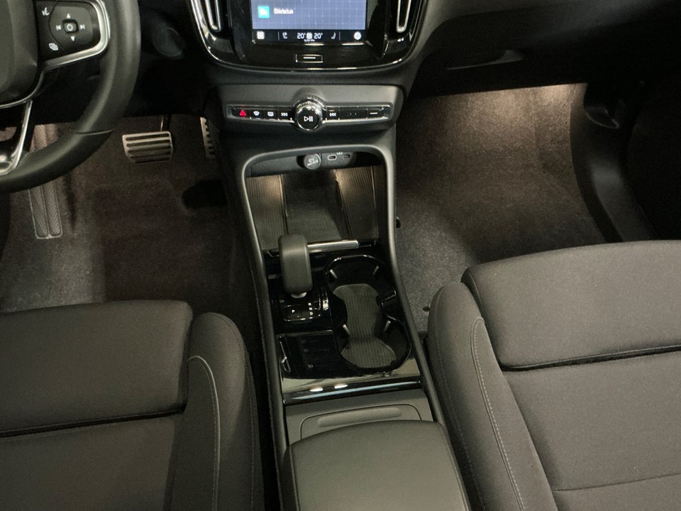 Volvo XC40 P8 ReCharge Twin Pro 5d