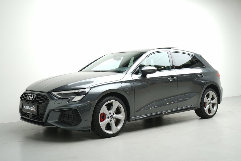 16 фото Audi A3 Sportback