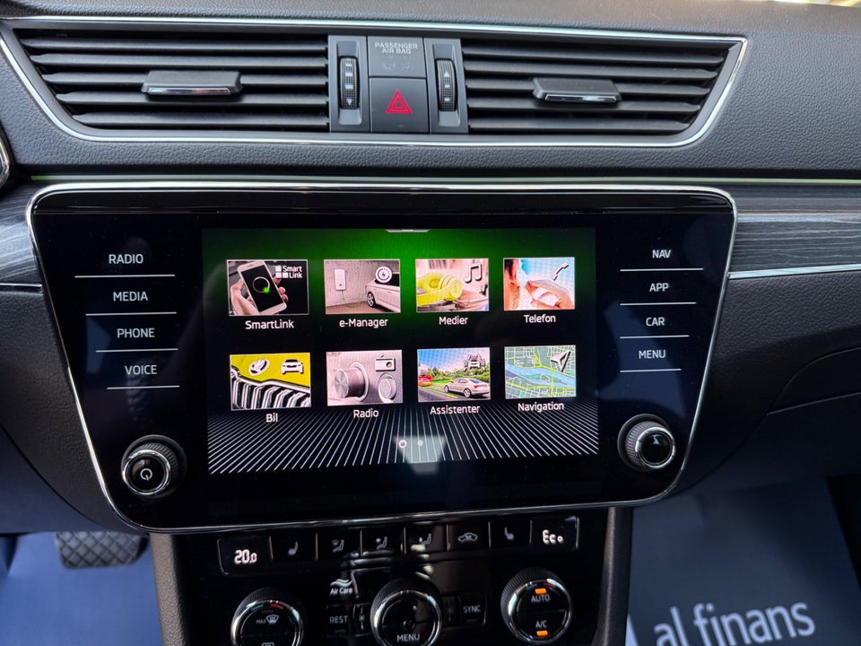 Skoda Superb 1,4 TSi iV Plus Combi DSG 5d