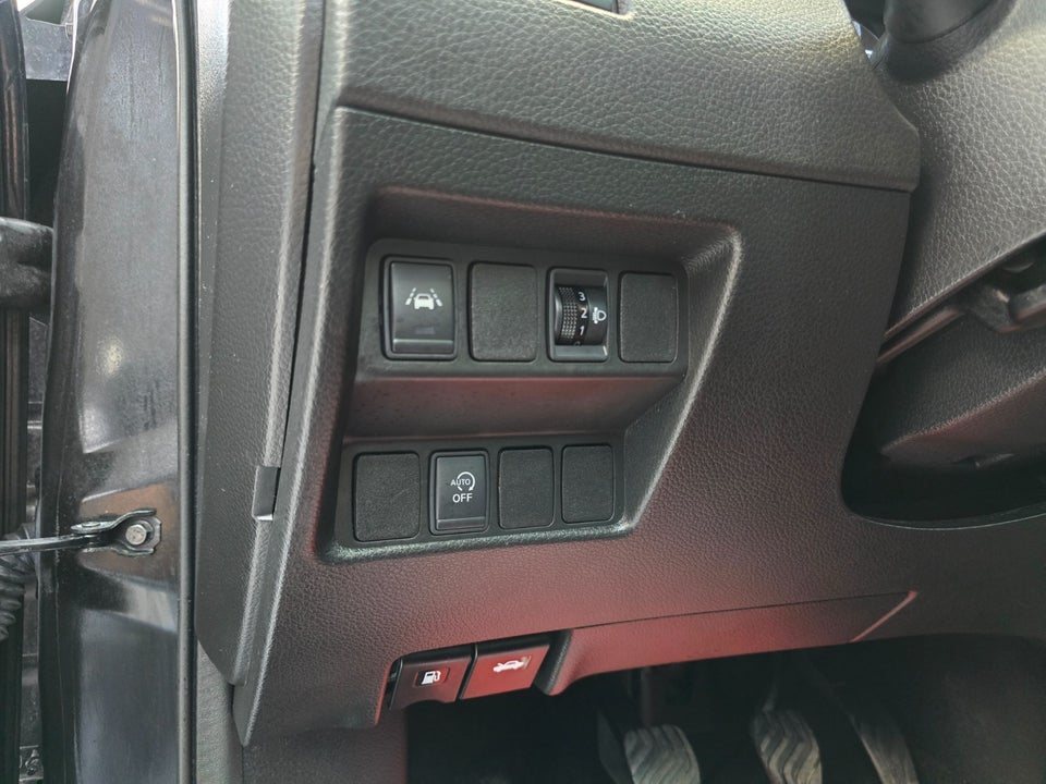 Nissan Qashqai 1,2 Dig-T 115 N-Connecta Vision 5d