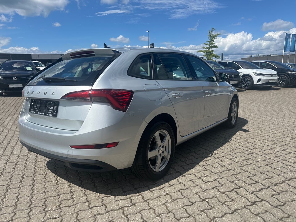 Skoda Scala 1,0 TSi 95 Active 5d