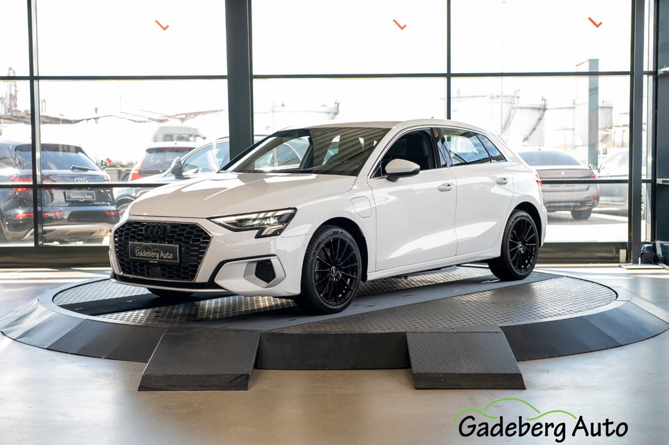 Audi A3 40 TFSi e Sport Sportback S-tr. 5d