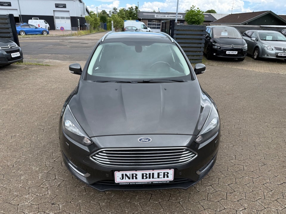 Ford Focus 1,0 SCTi 100 Ambiente stc. 5d