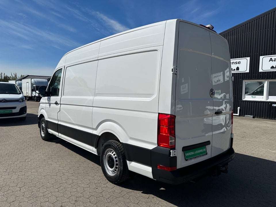 VW Crafter 30 2,0 TDi 177 Kassevogn L3H2