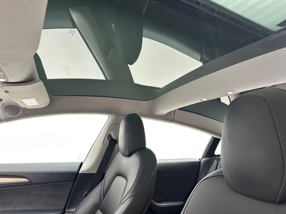 Tesla Model 3 Performance AWD 4d