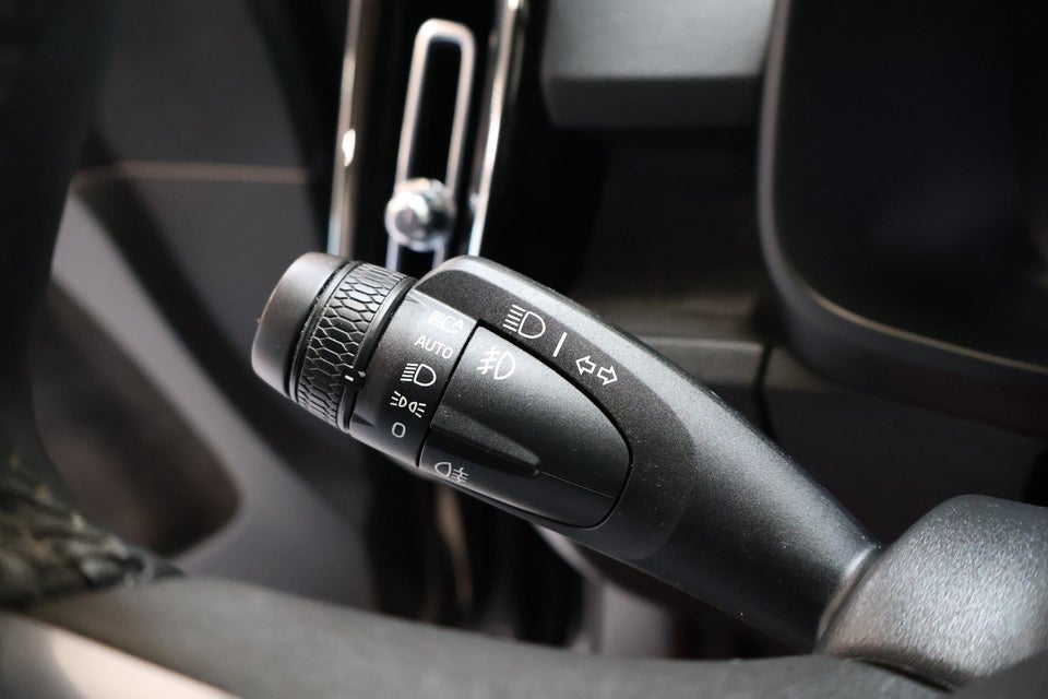 Volvo XC40 P6 ReCharge Core 5d