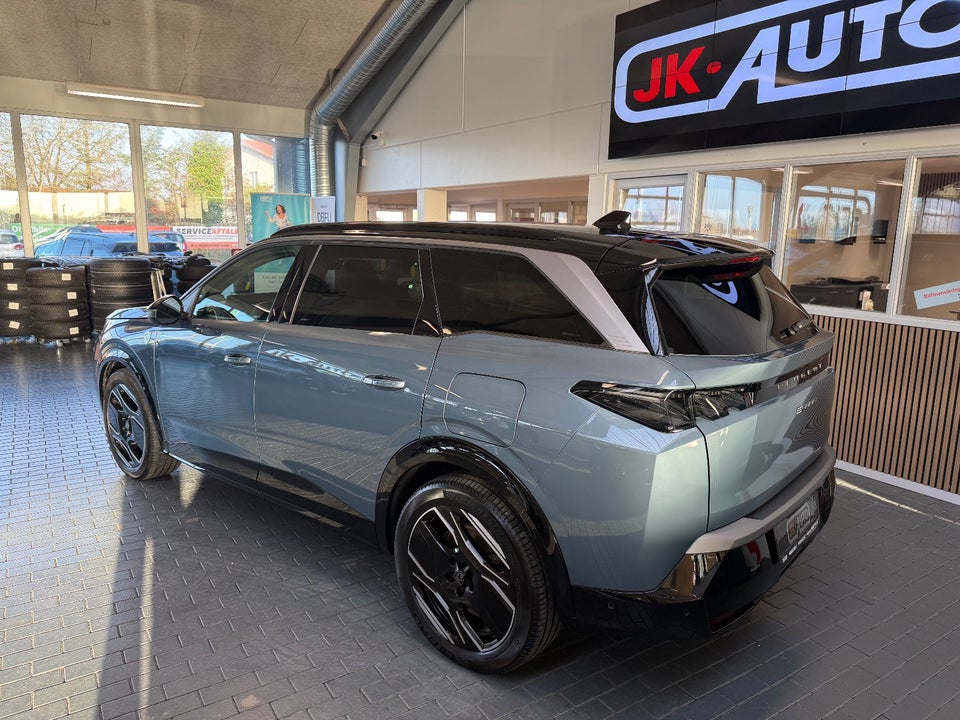 Peugeot e-5008 77 GT Pack 7prs 5d