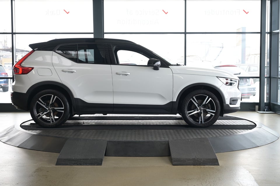 Volvo XC40 2,0 D4 190 R-Design aut. AWD 5d