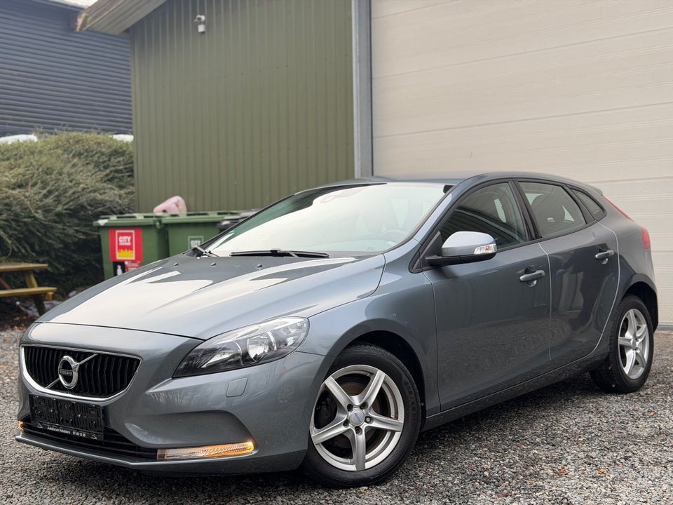 Volvo V40 2,0 D2 120 Business Advanced 5d