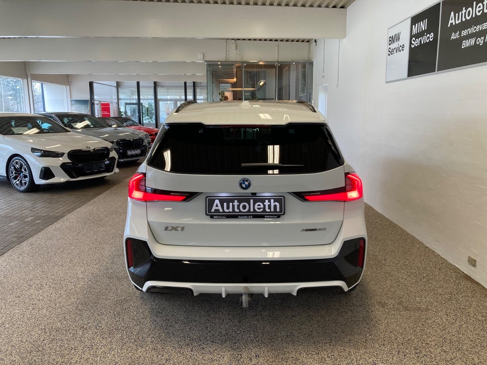 BMW iX1 xDrive30 Fully Charged M-Sport 5d