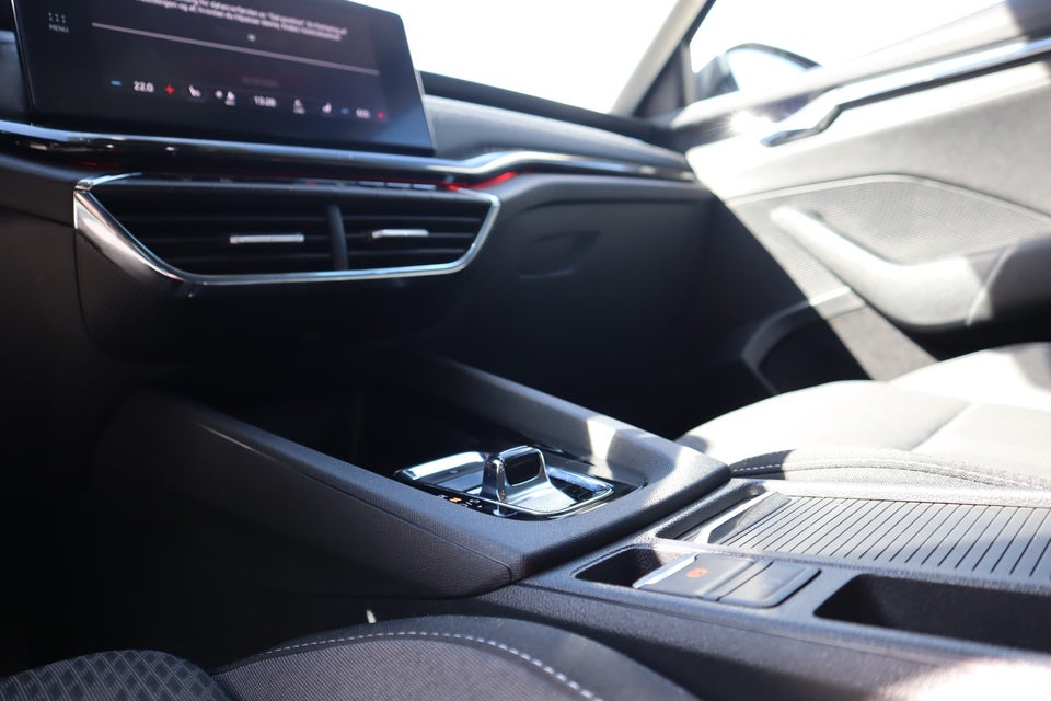 Skoda Octavia 1,4 TSi iV Plus Combi DSG 5d