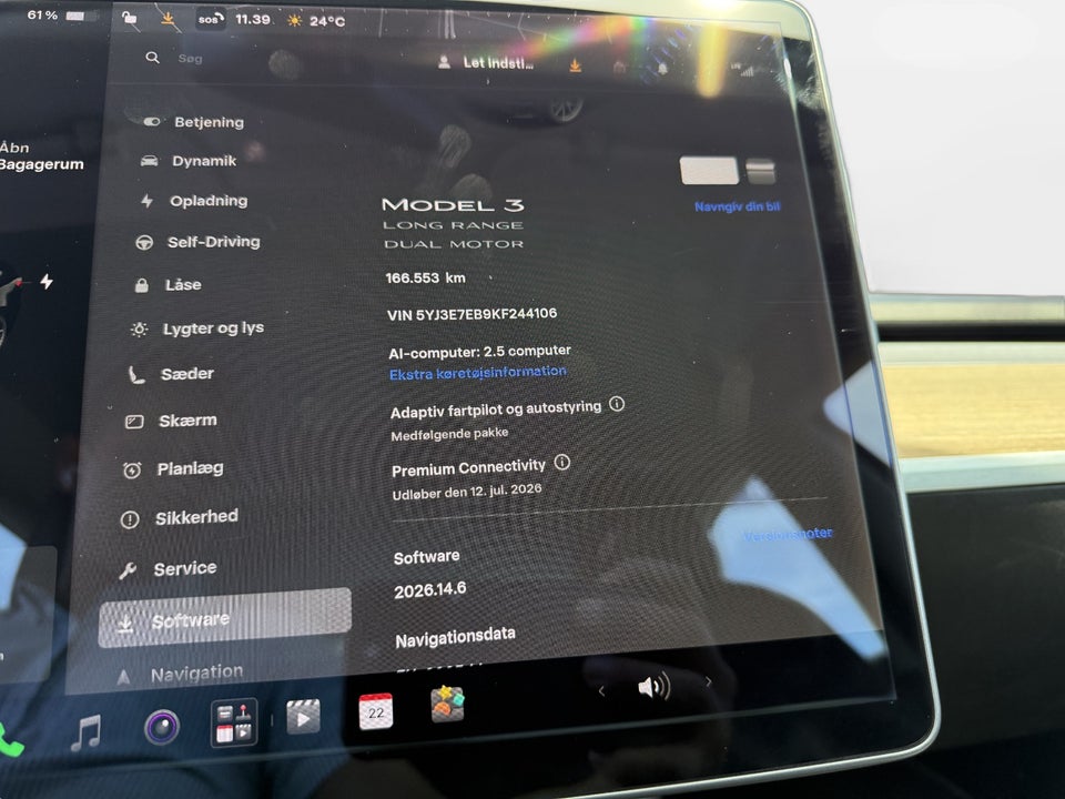 Tesla Model 3 Long Range AWD 4d