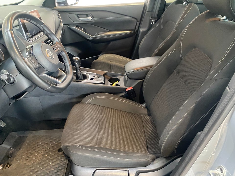 Nissan Qashqai 1,3 mHEV Acenta 5d