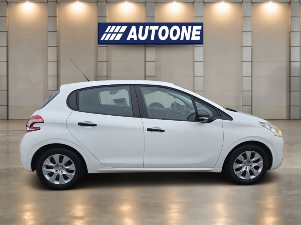 Peugeot 208 1,0 VTi Access 5d