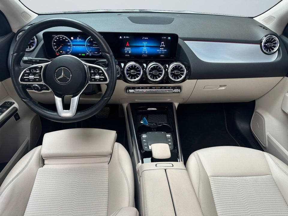 Mercedes EQA250 Progressive 5d