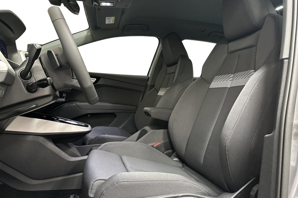 Audi Q4 e-tron 45 Progress 5d