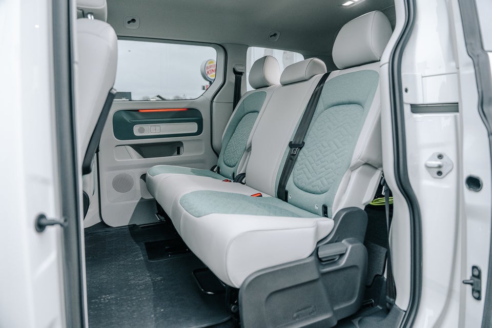 VW ID.Buzz 77 Style SWB 5d