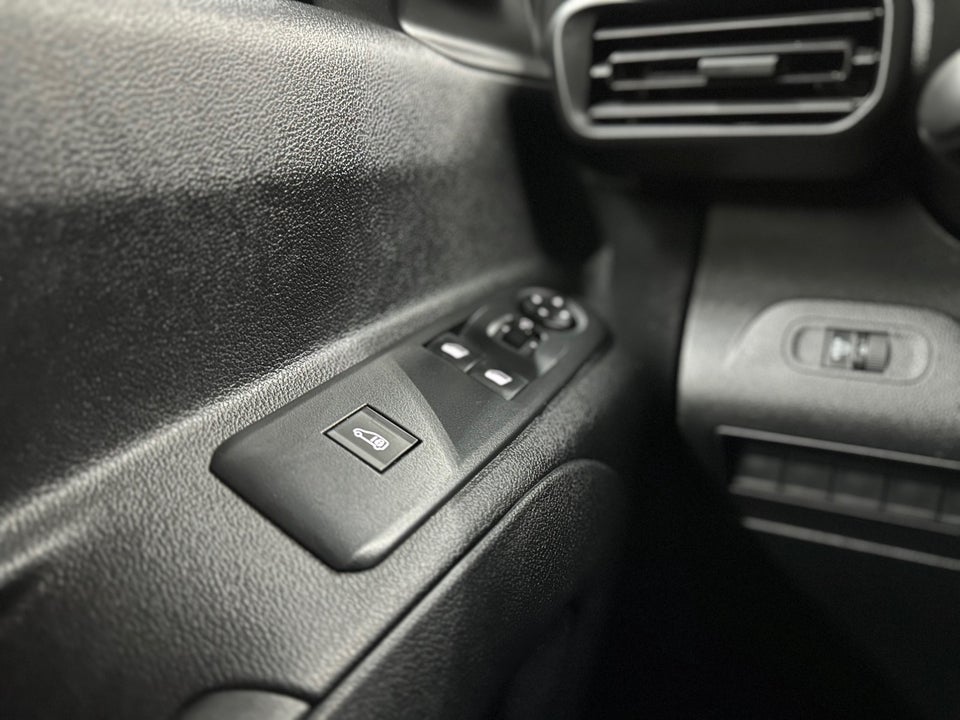 Toyota ProAce City 1,5 D 102 Medium Comfort 6d