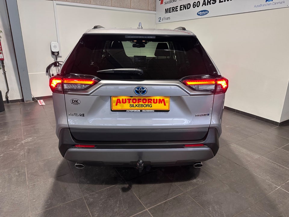 Toyota RAV4 2,5 Hybrid H3 Comfort MDS Van 5d